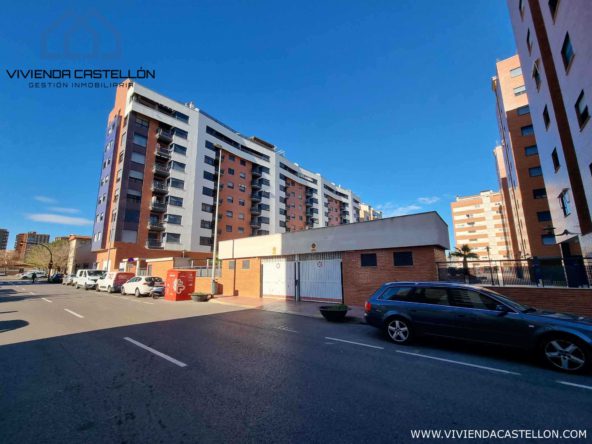 Plaza de garaje en Pau Gumbau de Castellón