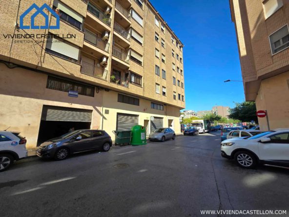 Local en calle Onda de Castellón